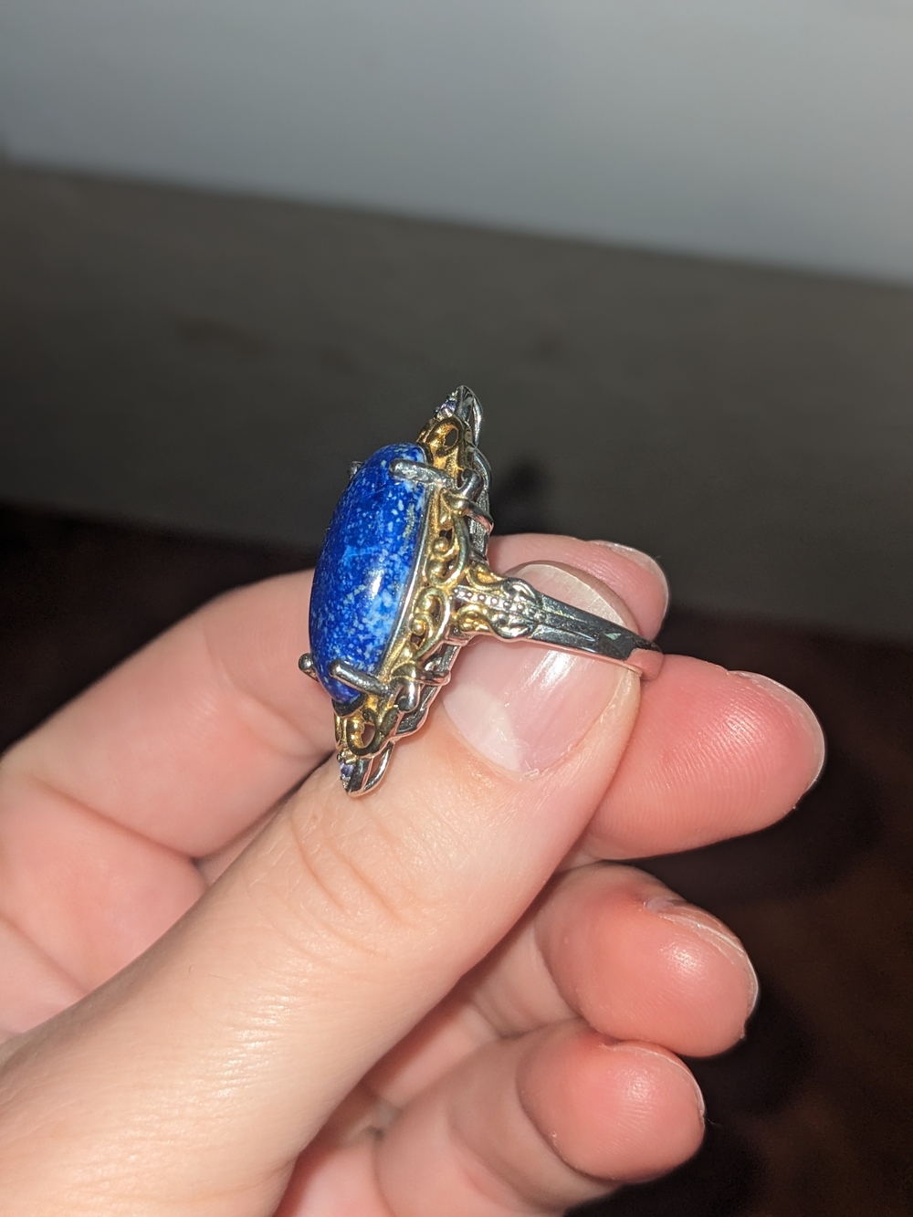 Vintage-Style Blue Lapis Cabochon Gold Ring - Picture 2 of 6